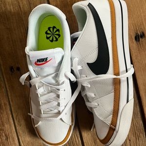 Nike Court Legacy Next Nature (women’s)